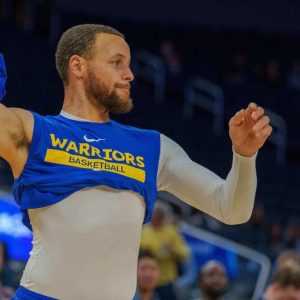 Stephen Curry made NBA history in Warriors-Timberwolves game