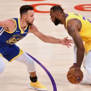 Jerry West raves about Steph’s underrated all-around play