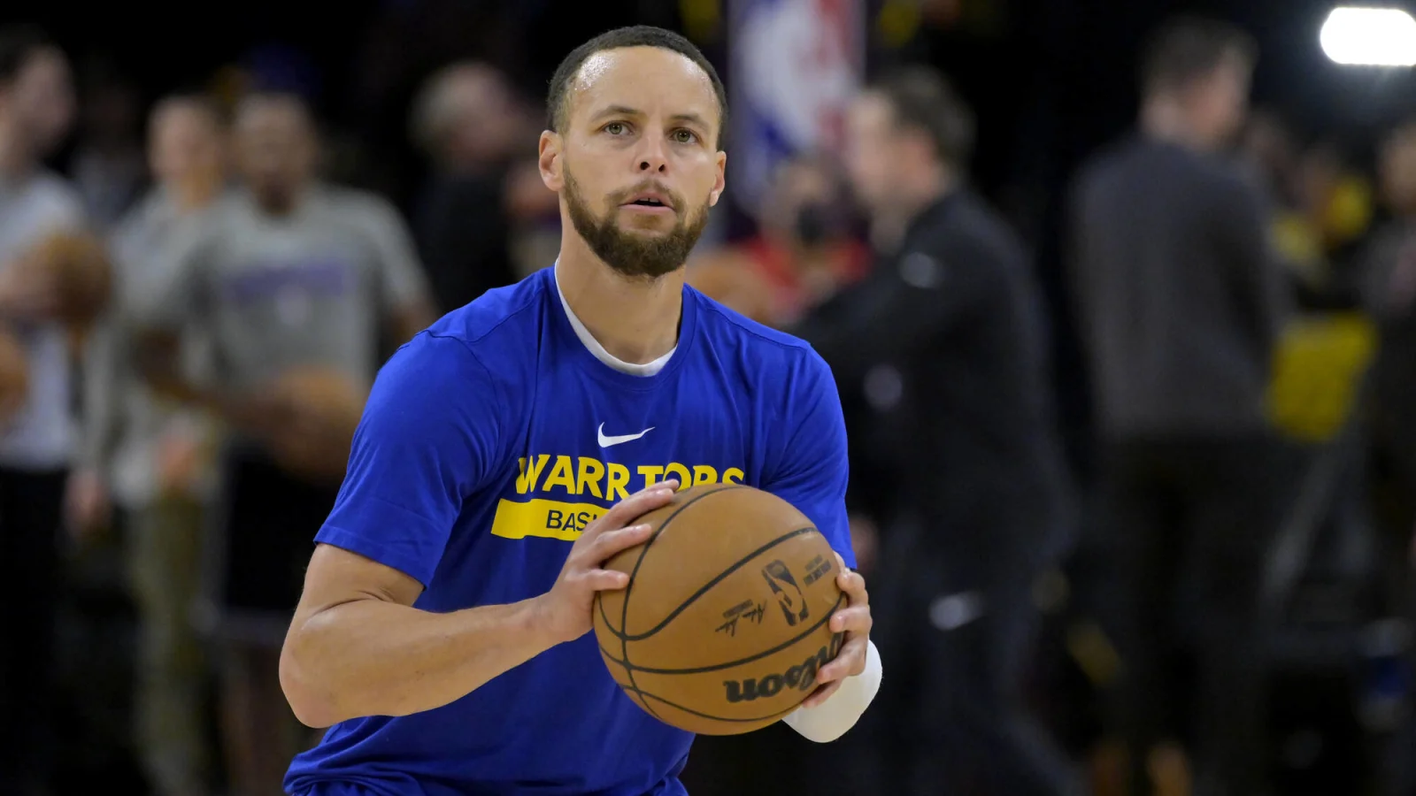 Warriors urged to “Do Right” by Stephen Curry