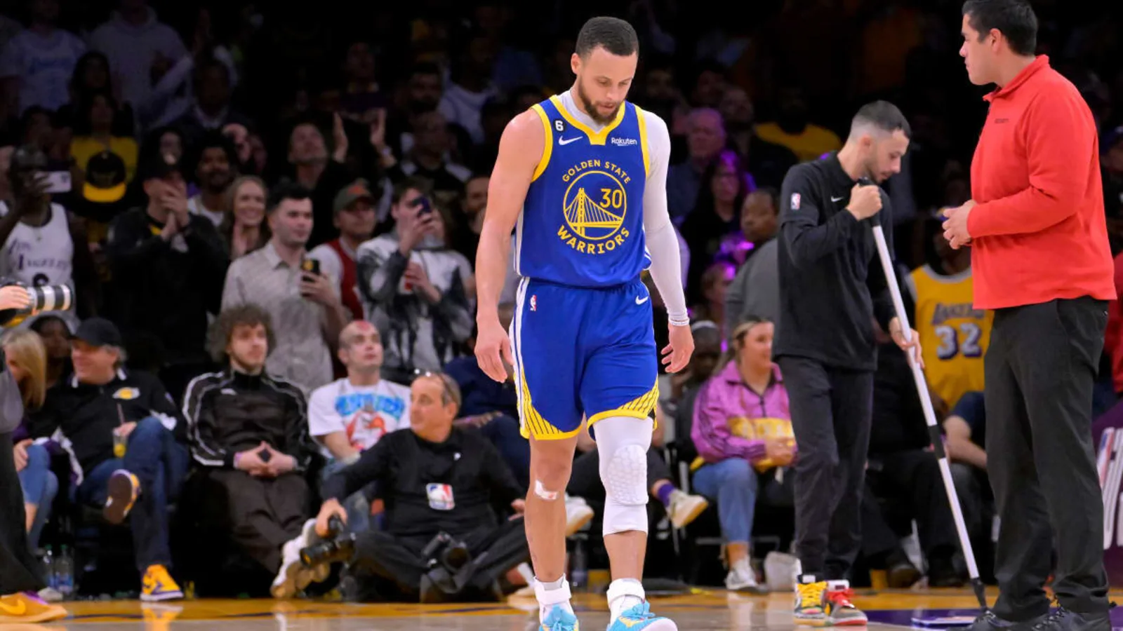 NBA broadcaster takes surprising shot at Stephen Curry