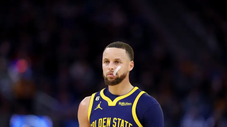 LeBron James Approaches Steph Curry About Teaming Up for Olympics