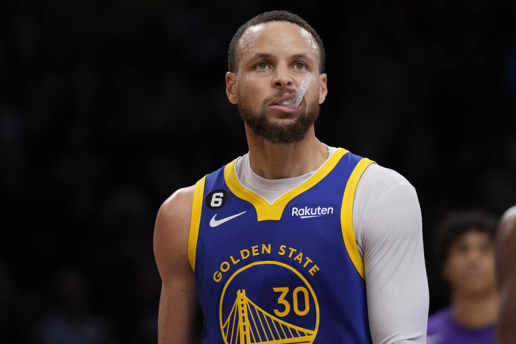 Warriors’ Stephen Curry warns entire NBA ahead of 23-24 season