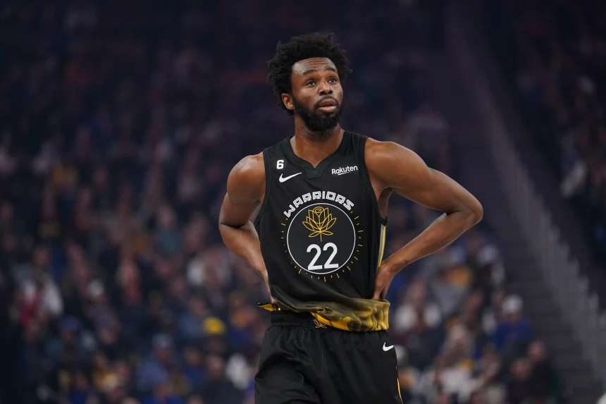 Wiggins returns to the Warriors, but the personal matter remains unresolved